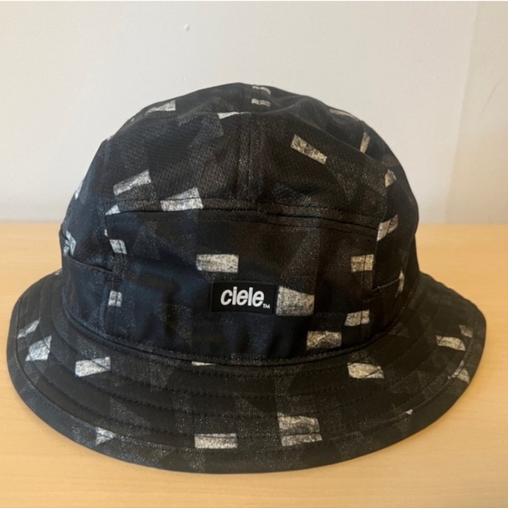 Ciele Athletics Bucket Hat Whitaker BKTHat  L/XL